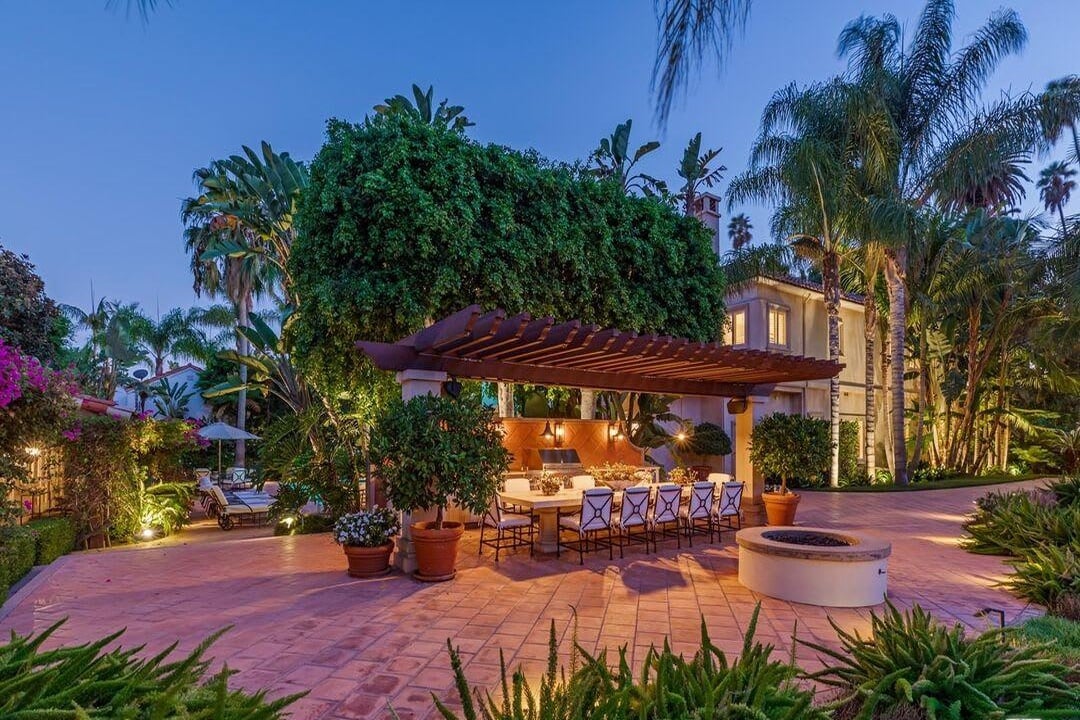 Villa Infinity