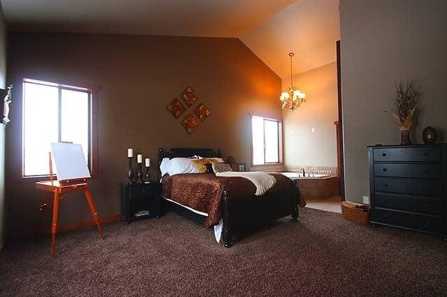 214 Vineyard Dr