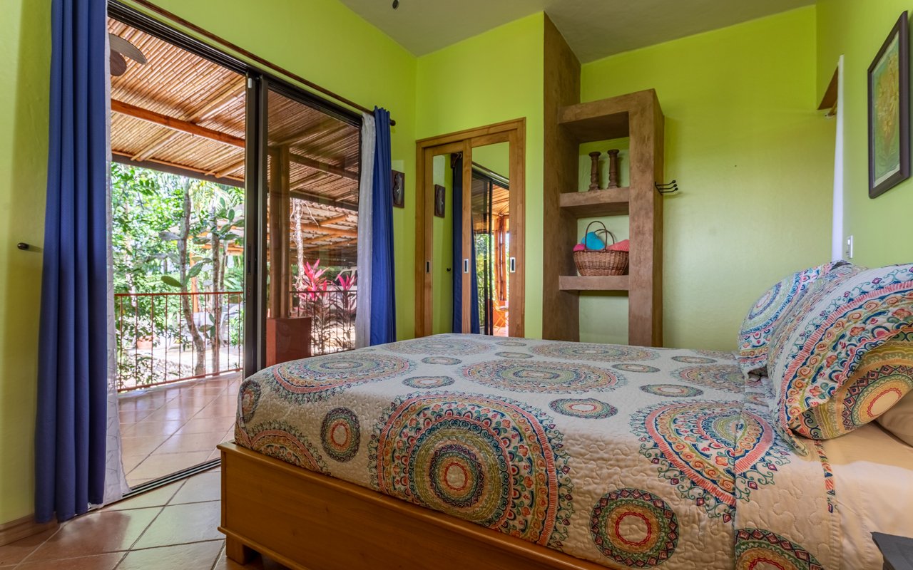 Tropical Getaway with Two Villas and Lush Gardens Near the Heart of Uvita