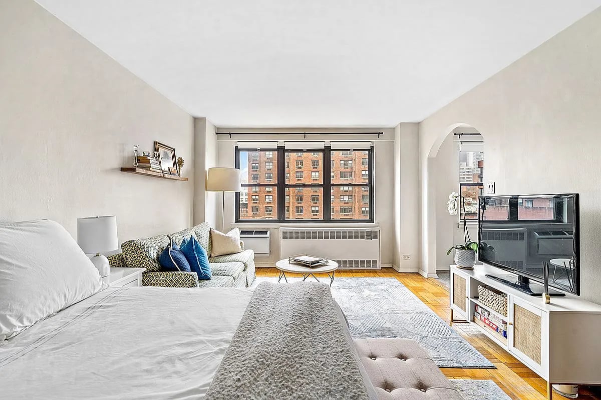 301 East 63rd Street, #8-C