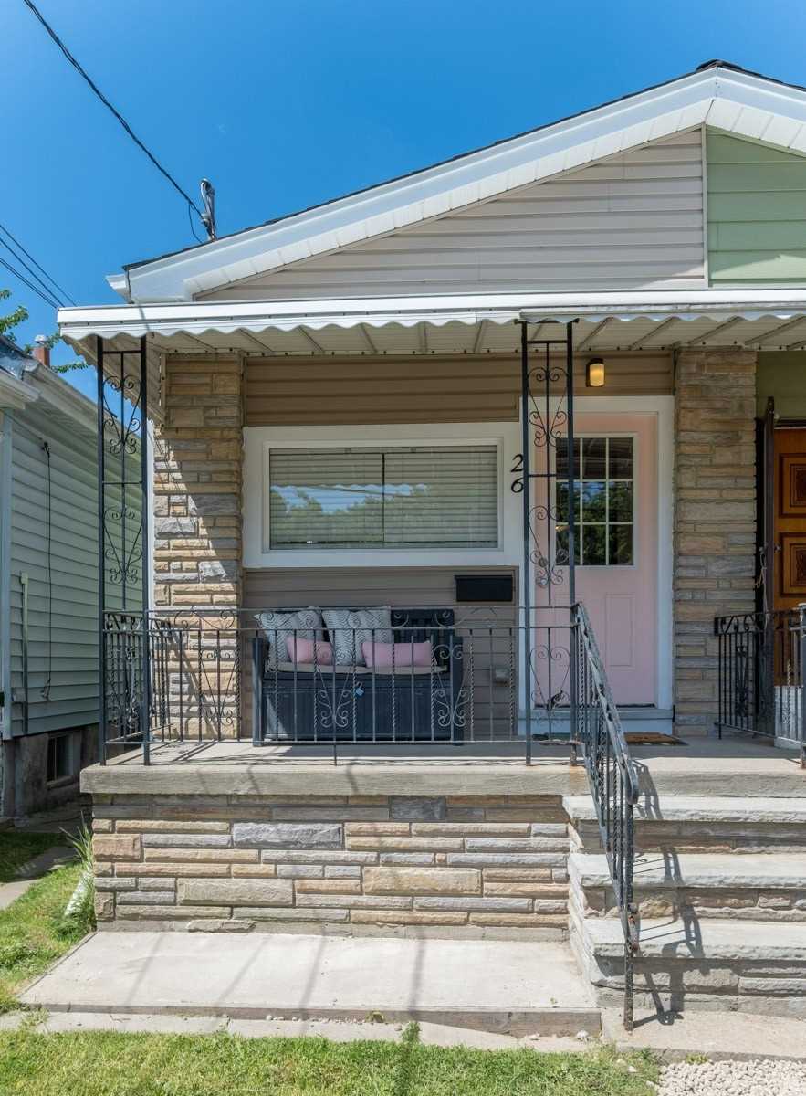26 Newman Ave