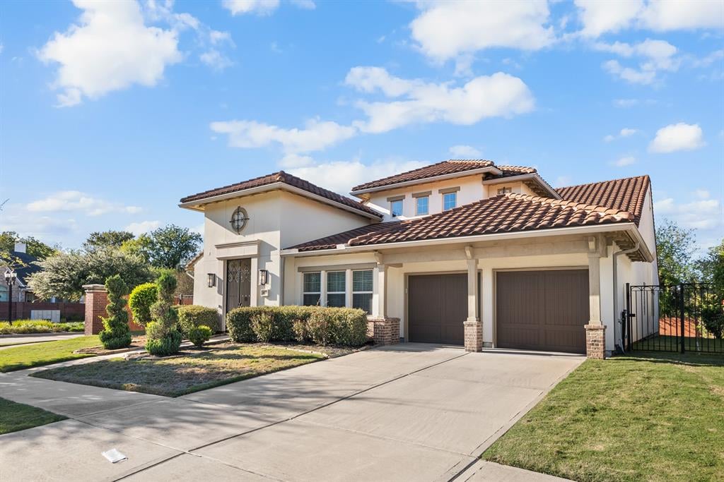 4926 Summer Manor Ln