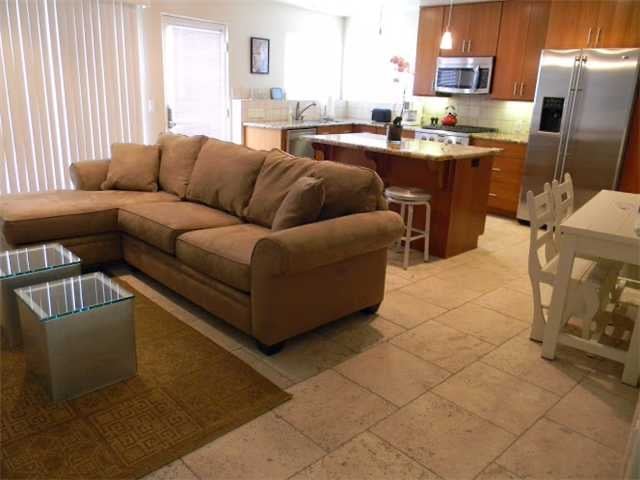 2663 Ocean Front Walk 