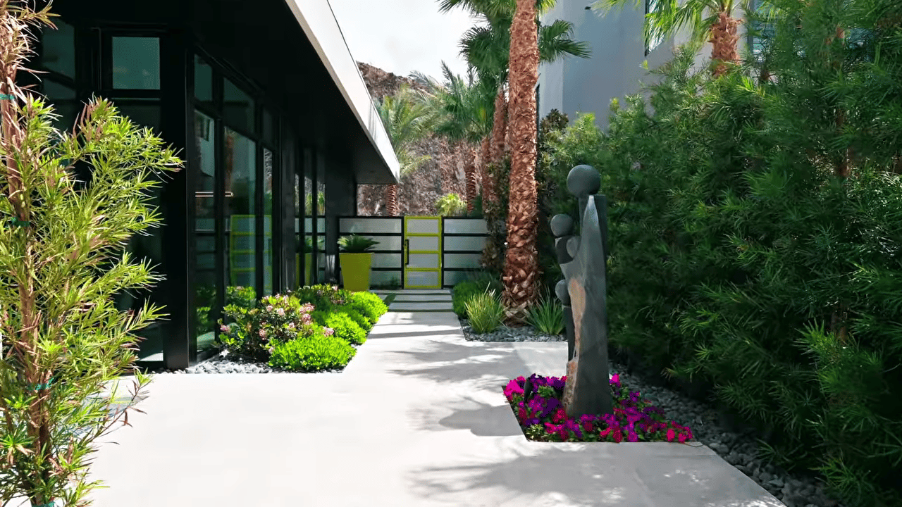 COME TOUR WITH ME A MAGNIFICENT MASTERPIECE