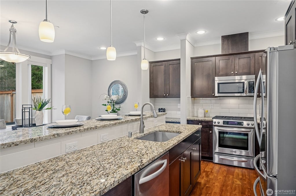 900 228th Avenue NE Unit: 16C