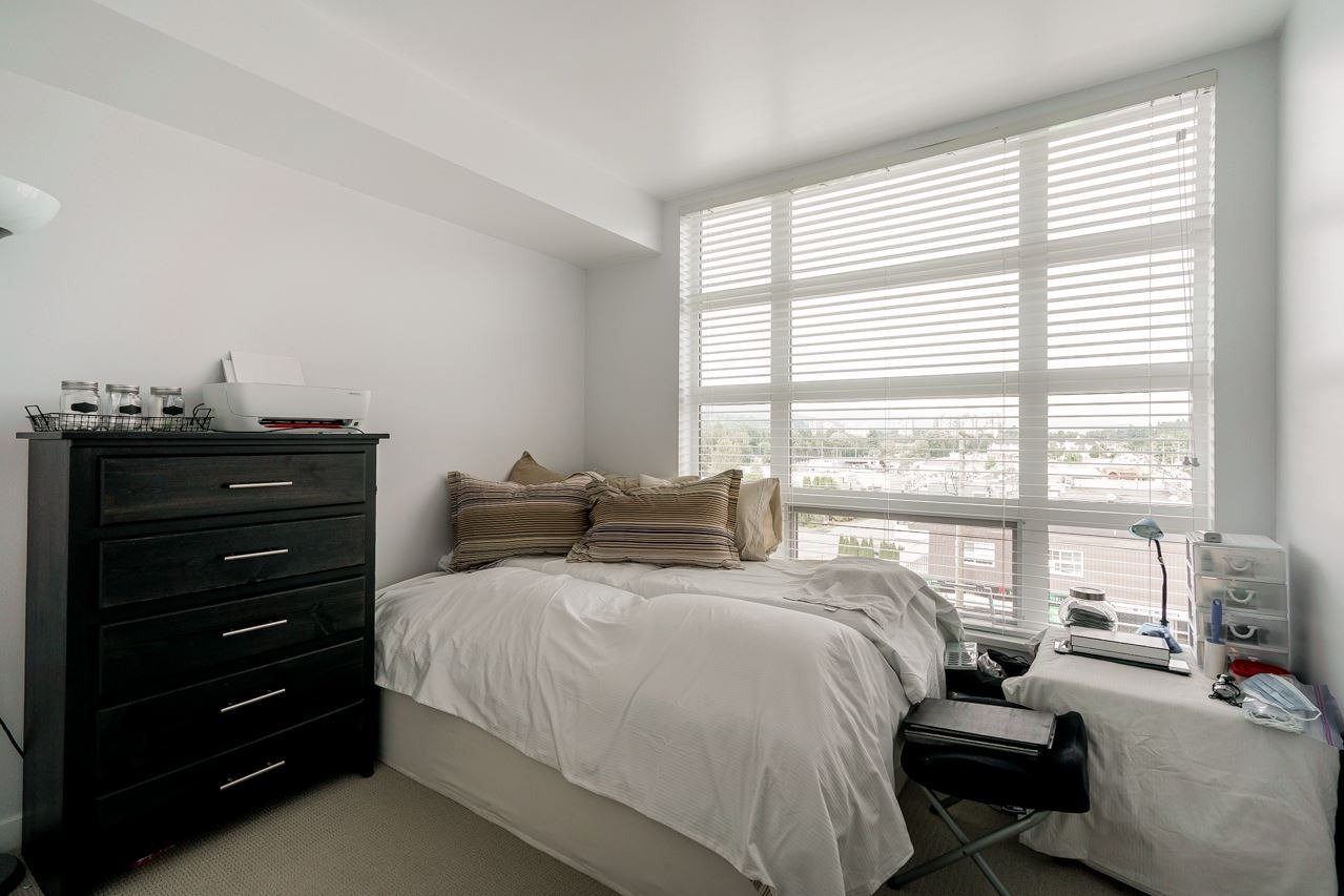 95 Moody St, #501