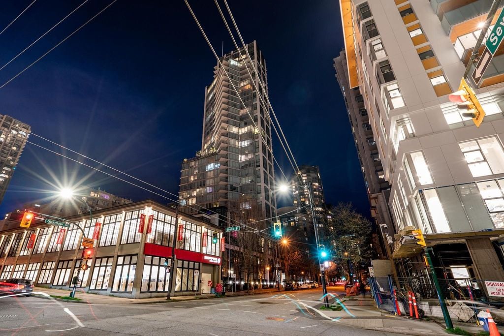 1255 Seymour St, #1803