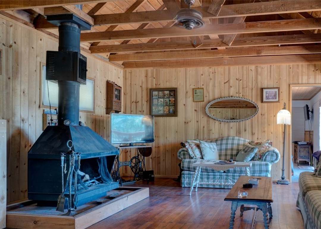 237 Pine Oak