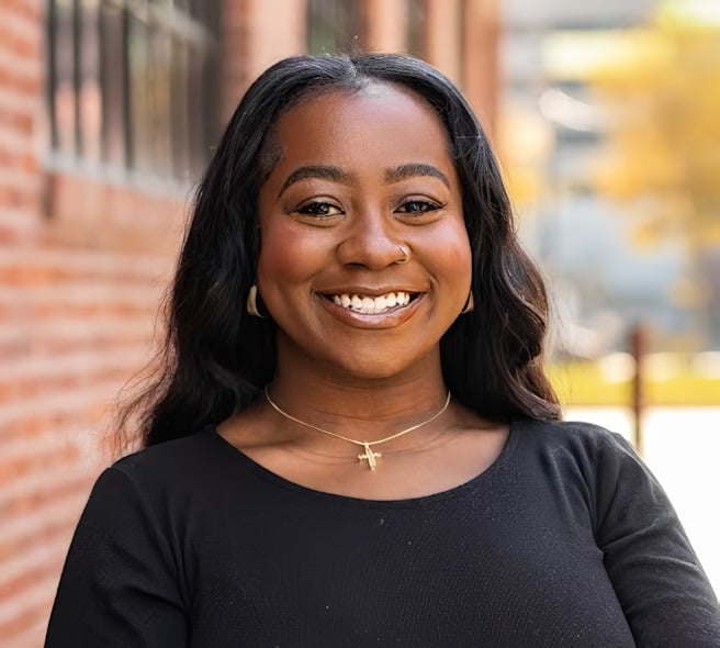 Tenekia Brown Philadelphia Real Estate Agent Headshot