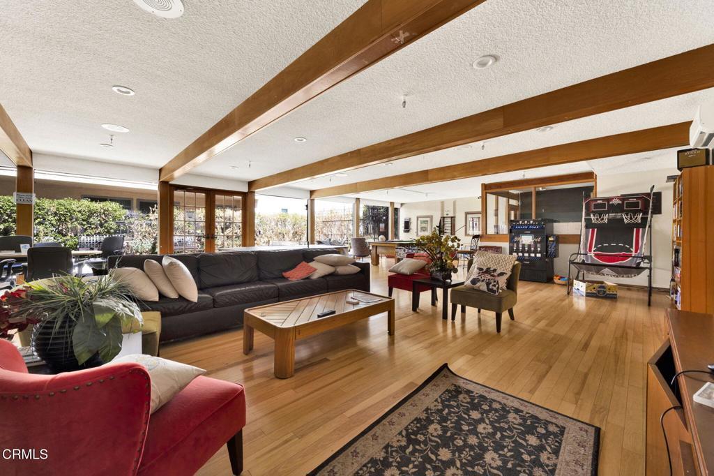 1127 E Del Mar Blvd, #116
