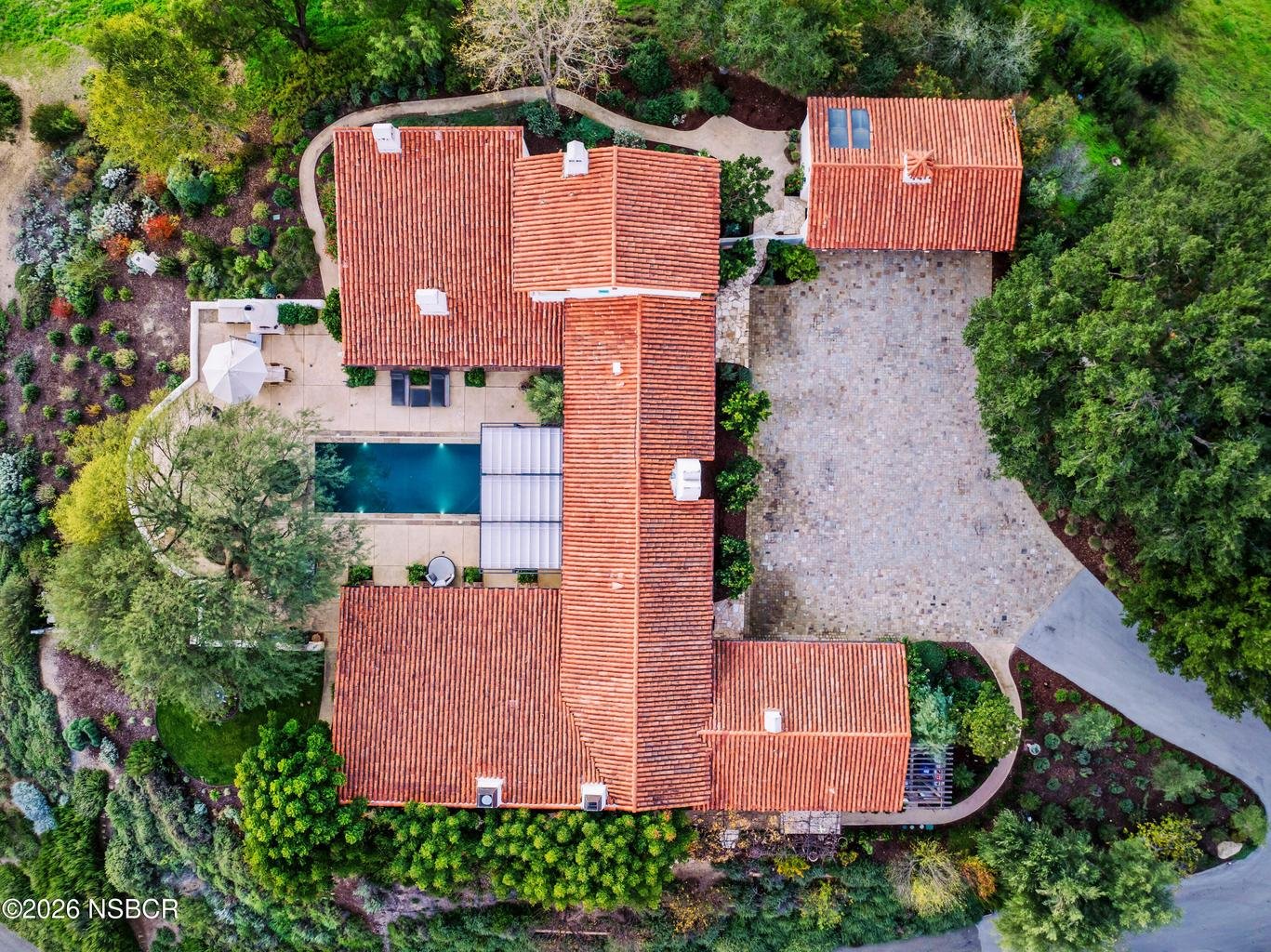 2830 Calzada Ave