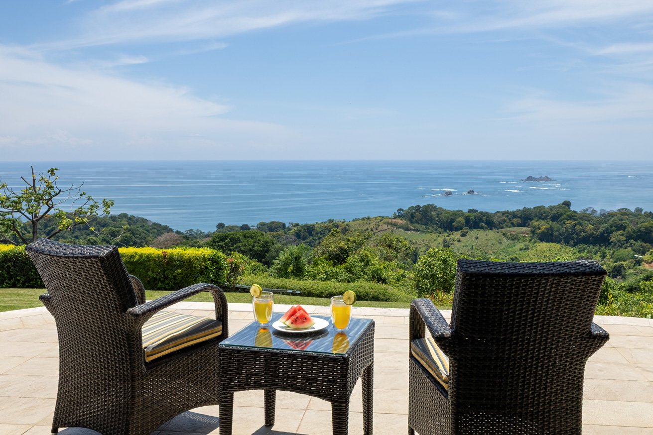 Luxury Ocean View Home in Ojochal Costa Rica | Infinity Pool & Sunset Views