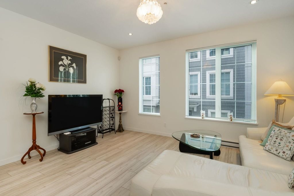 2560 Pitt River Rd, #30