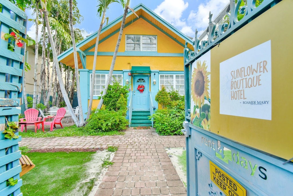 Boutique South Beach Hotel Sells by Luca Migliore
