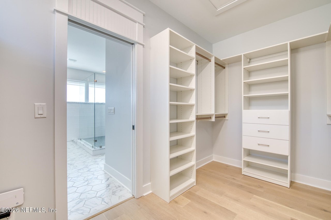 1812 Ocean Dr S