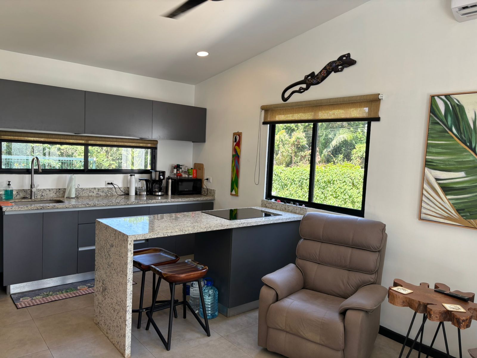 Beautiful and modern house in Altos de Bejuco, Elegance and excellent location