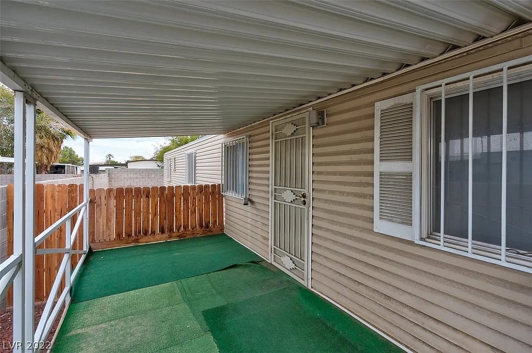 3490 Fort McHenry Dr