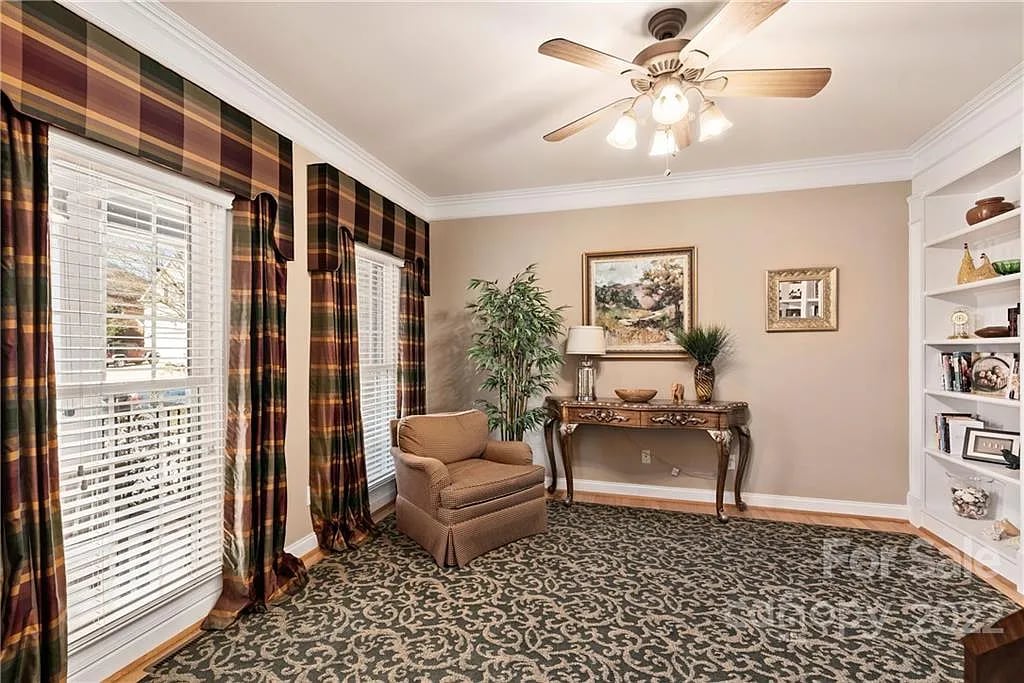 10405 Sundance Ct