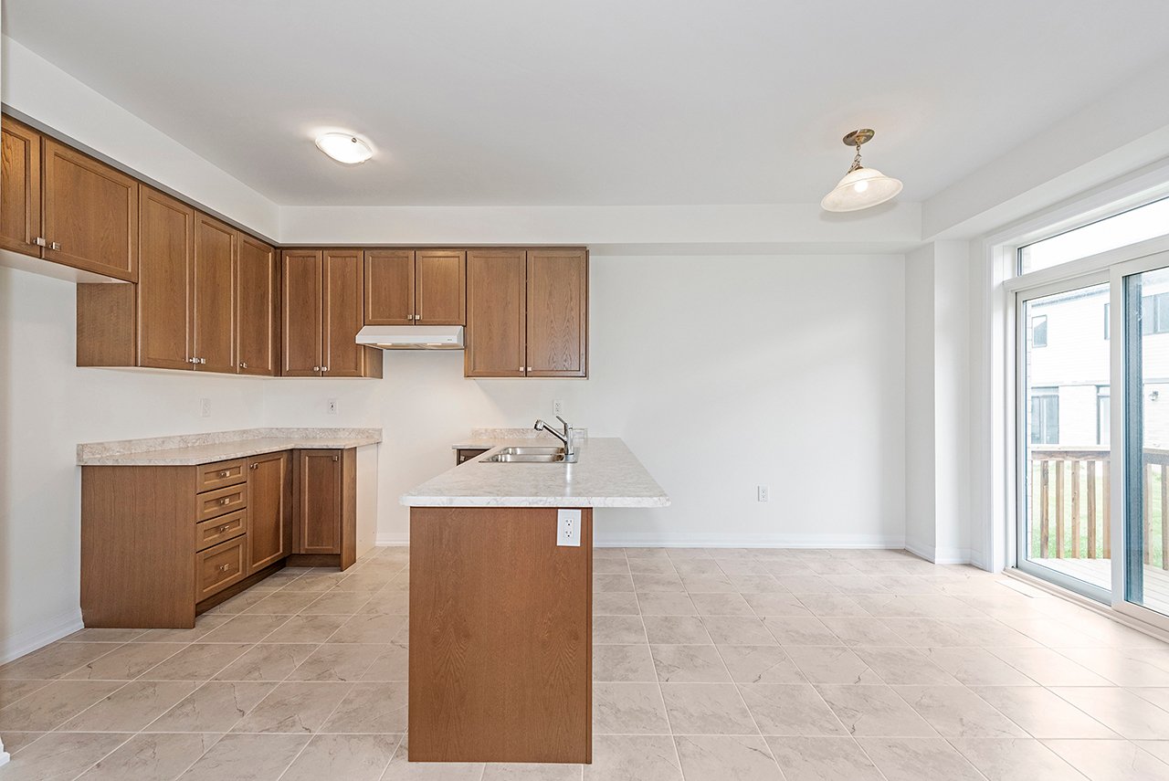 102 Granville Crescent