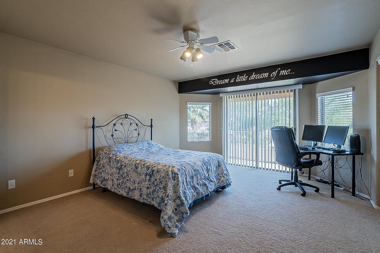 1709 E Kaibab Dr