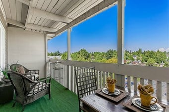 7064 35th Avenue NE #33