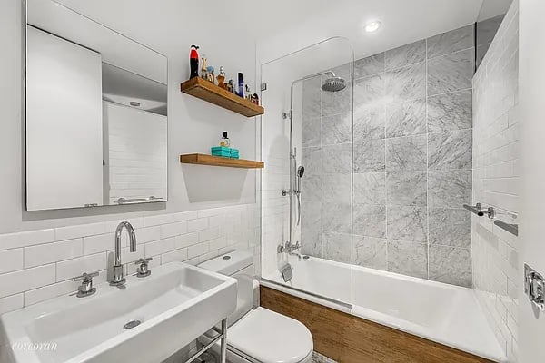 118 Suffolk Street #2A