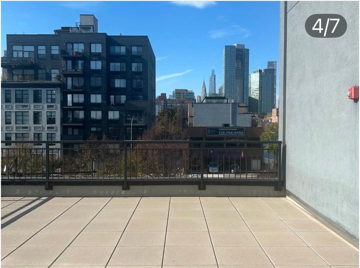 Modern Office in Long Island City