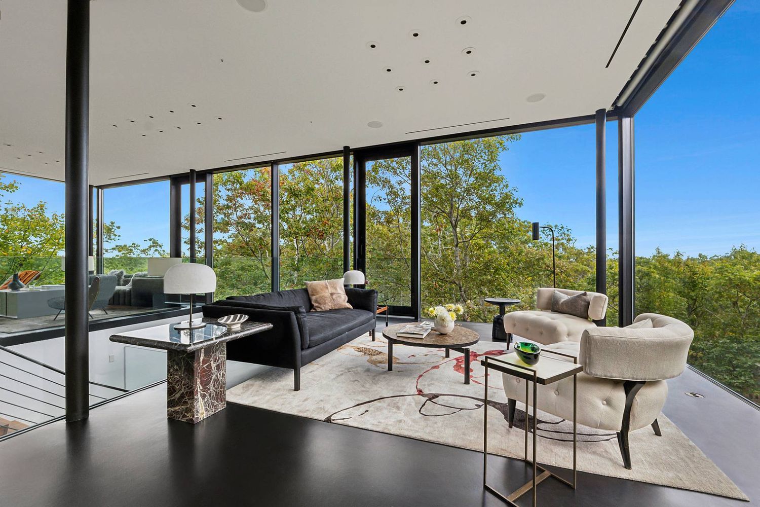 HAMPTONS ARTIST RETREAT BY NOTABLE ARCHITECT ON NEARLY 10 ACRES