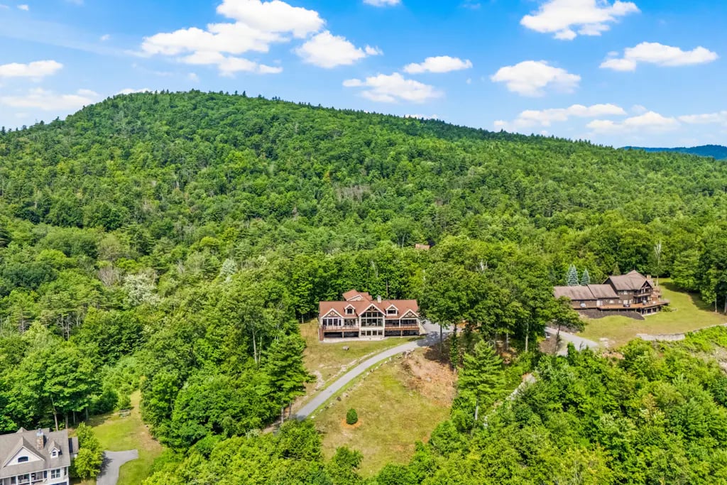37 Lake Ridge Rd