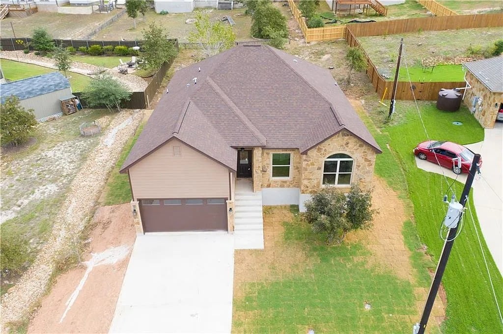 143 Manawianui Dr