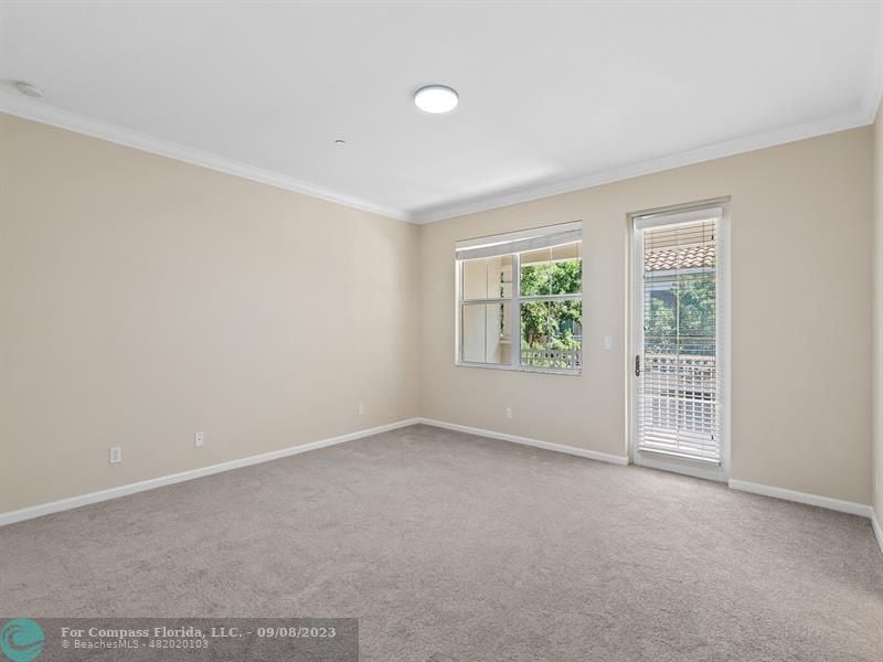 4068 Cascada Cir