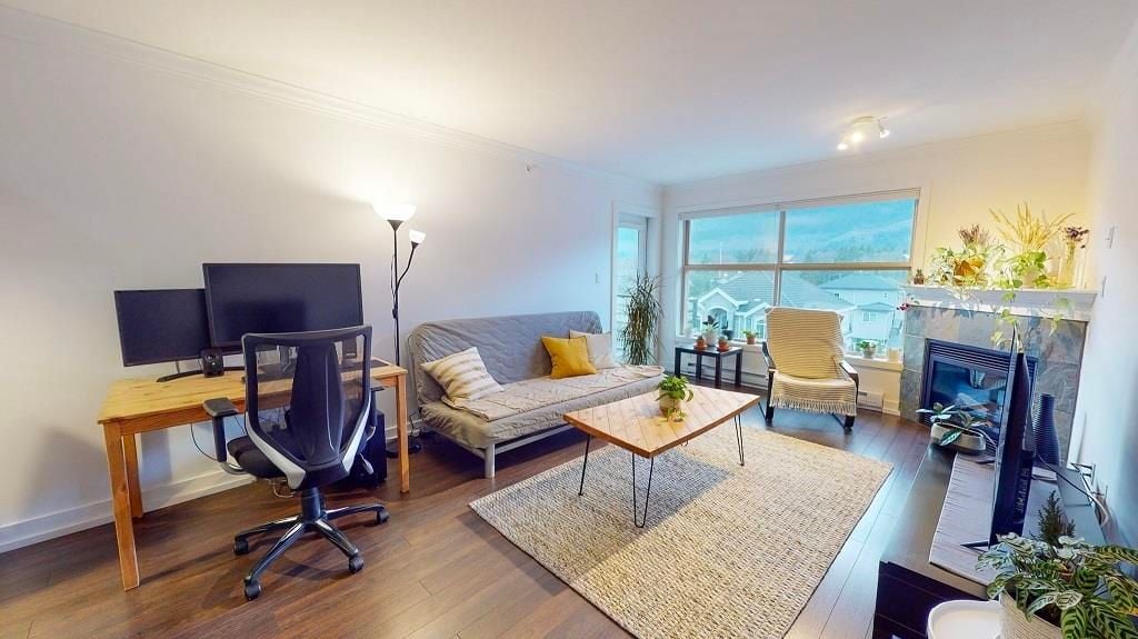 1310 Victoria St, #401
