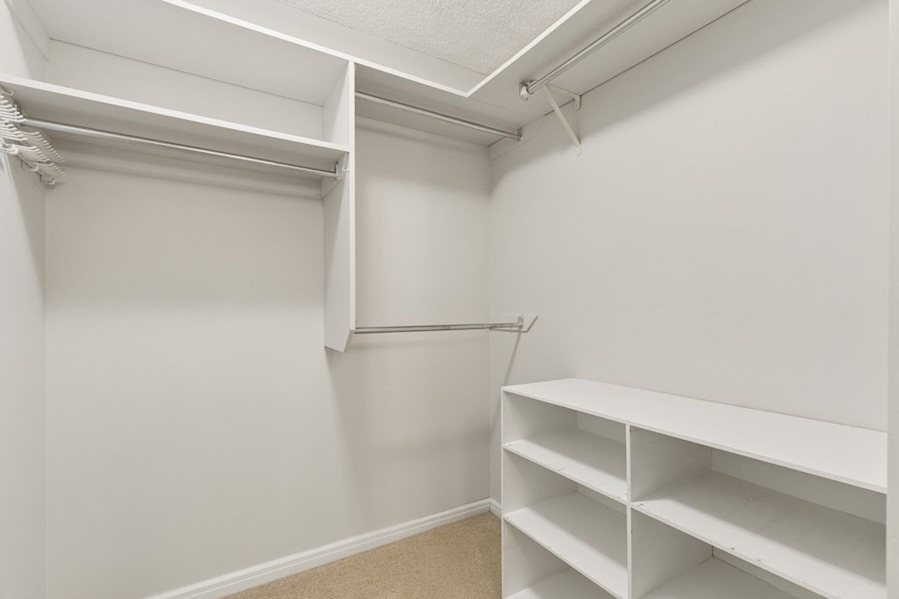 Condo / Apartment for Sale in Calgary