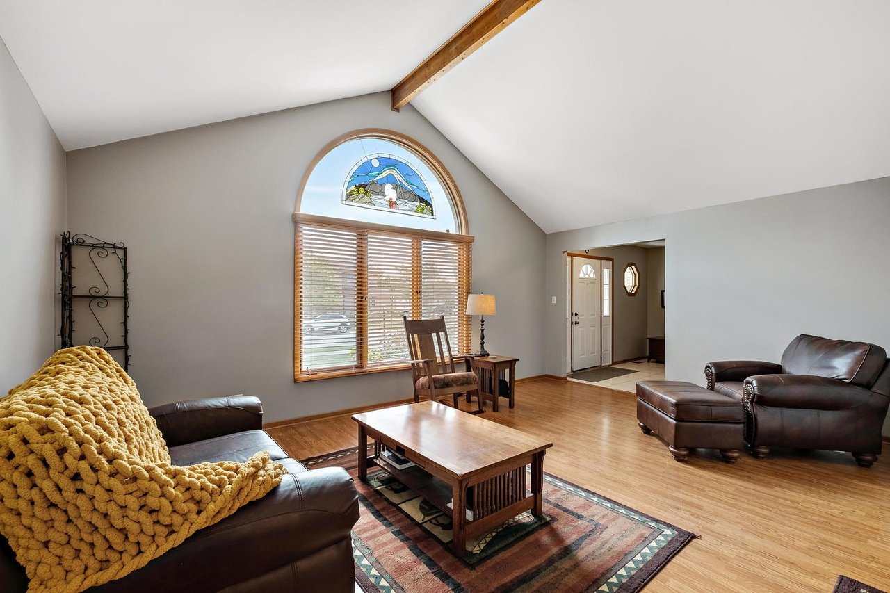 15560 New England Ave