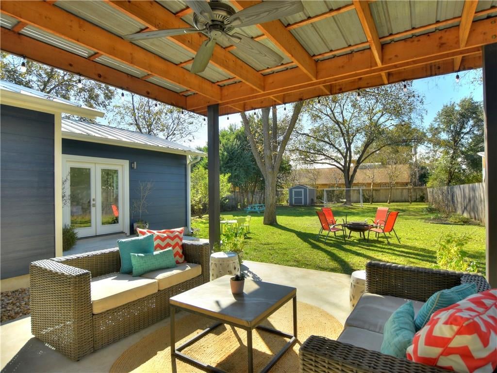 Remodeled Crestview Bungalow on .28Acre Lot