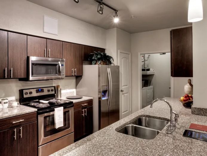 Super convenient 1/1 south of downtown Austin