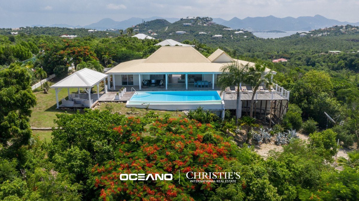 VILLA NO LIMITS AND VILLA CALLISTO