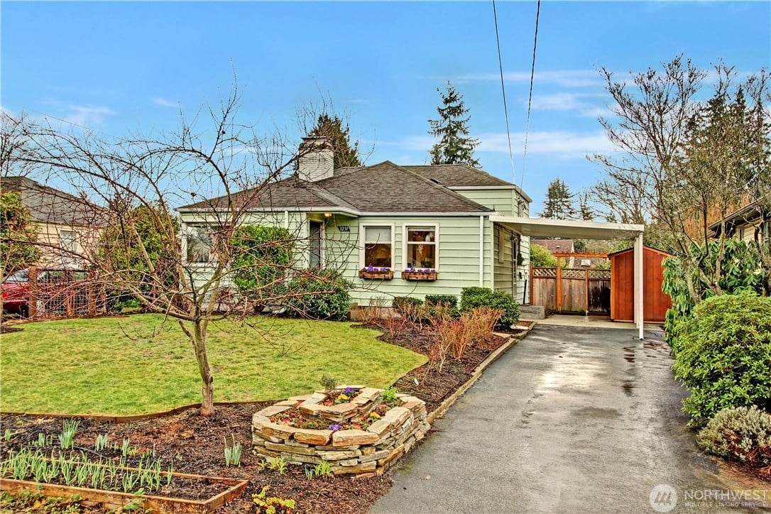 3231 NE 86th Street