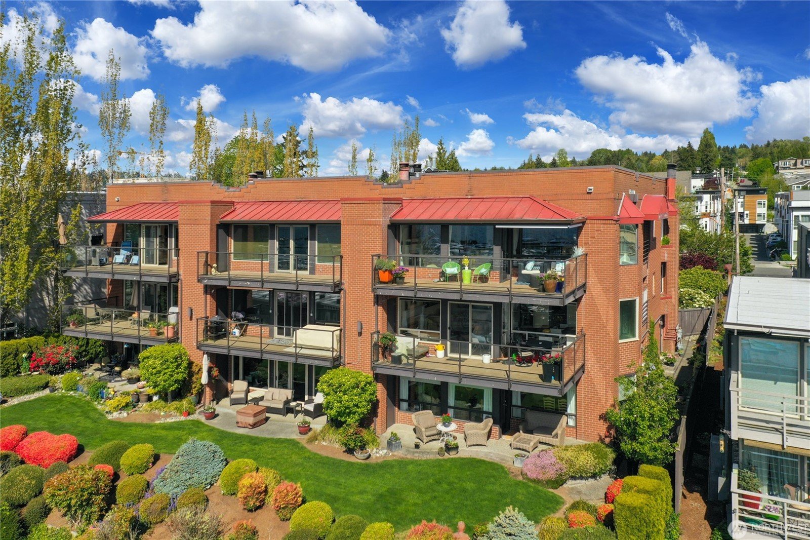 311 2nd Street S Unit: 102
