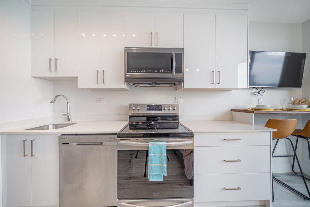 13438 Central Ave, #2211