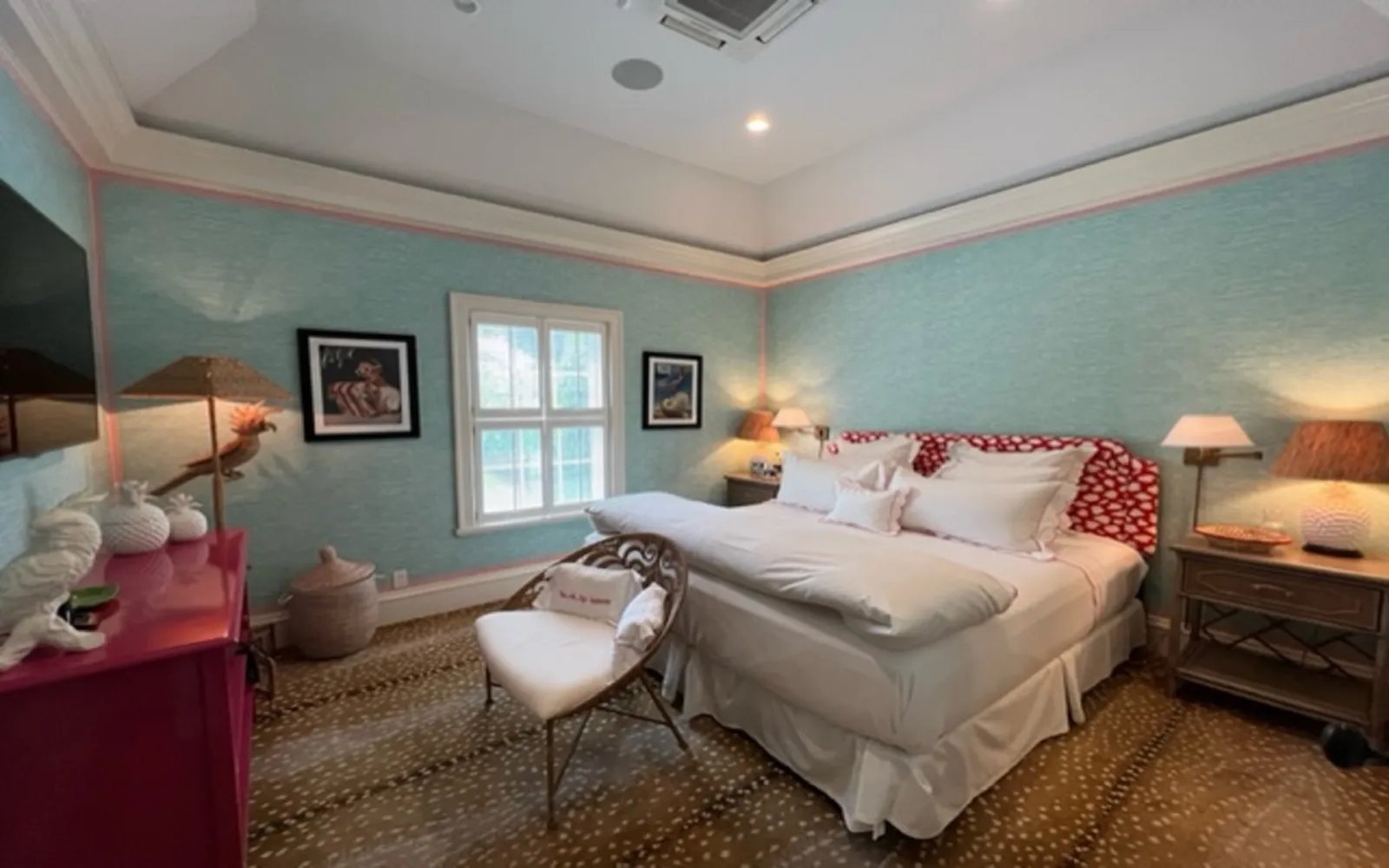 Stunning Lyford Cay Golf Course Residence