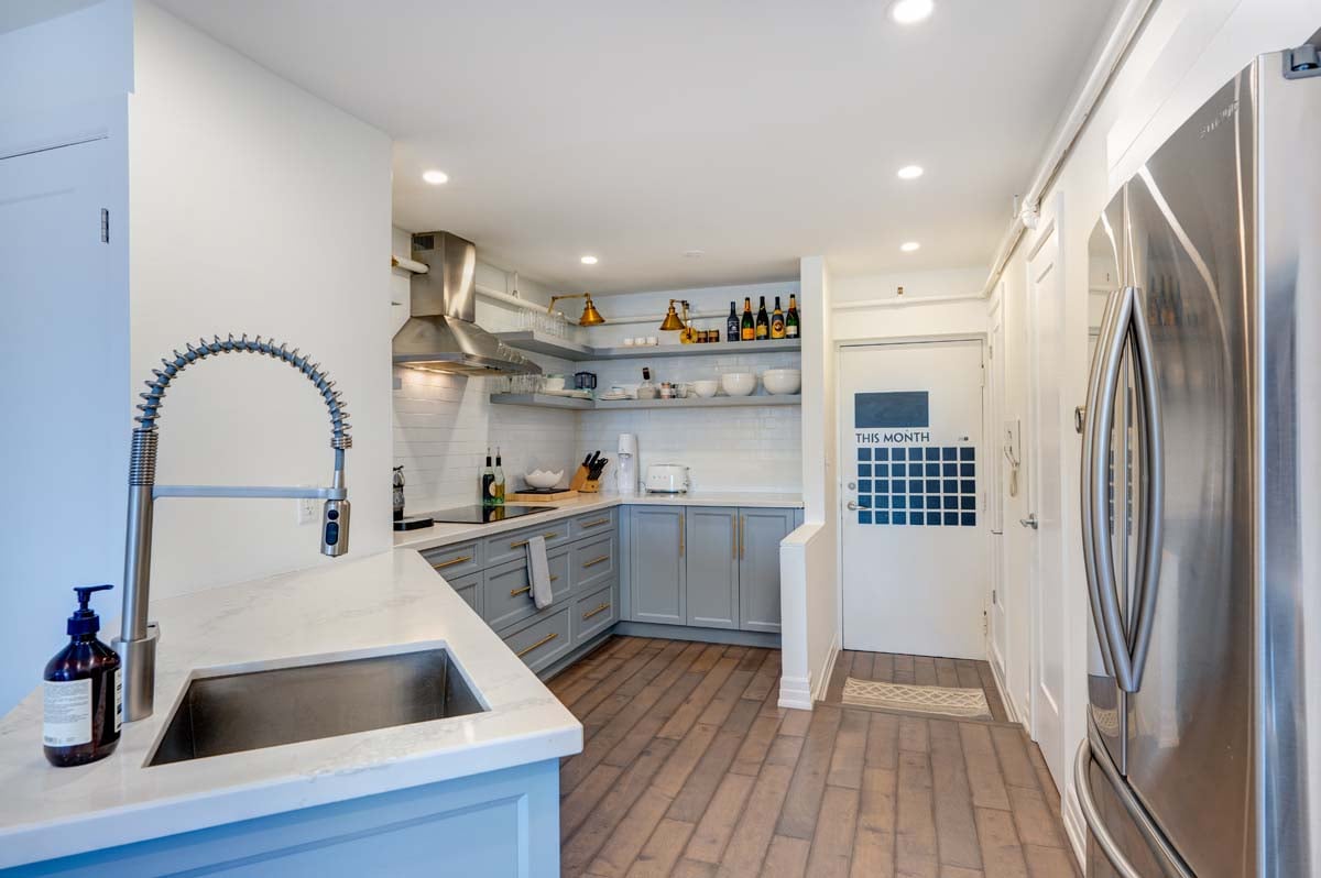 75 Markham Rd, #11