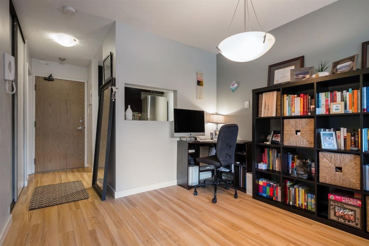 288 E 14th Ave, #206