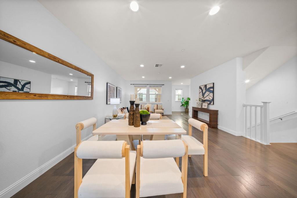 341 Wild Rose Wy