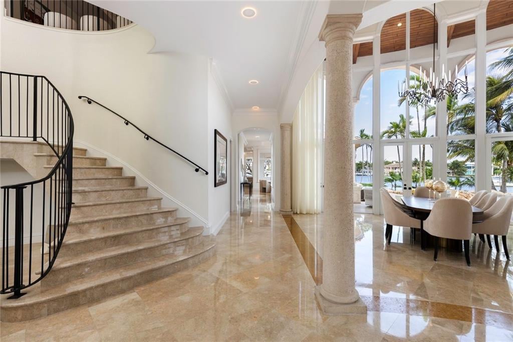 2593 SE 8th St, Pompano Beach, FL 33062