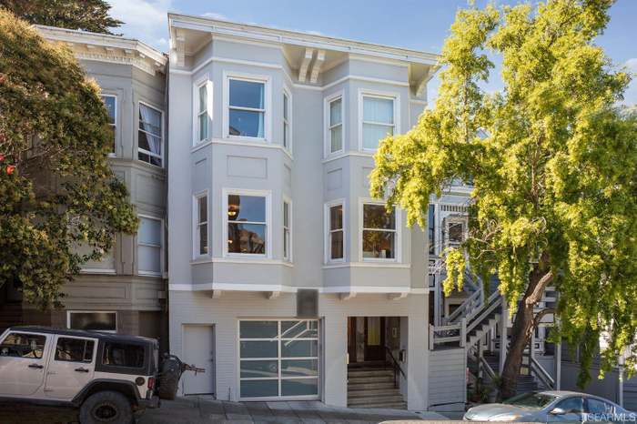 29-31 Delmar St
