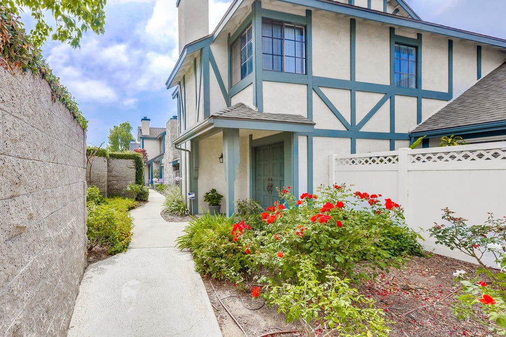 1537 W Nottingham Lane Unit #2