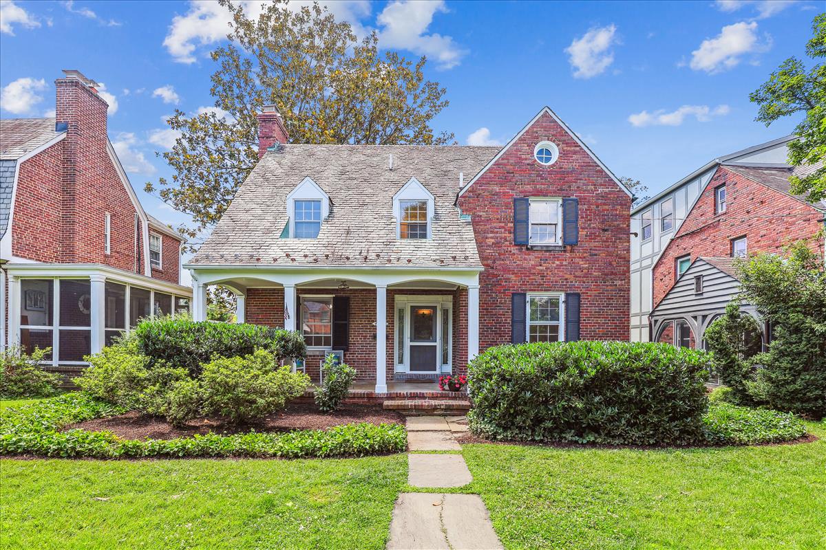 4420 Brandywine St NW