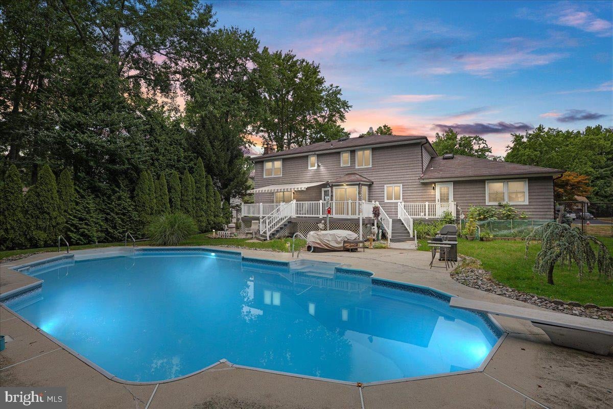 11 Canvasback Rd