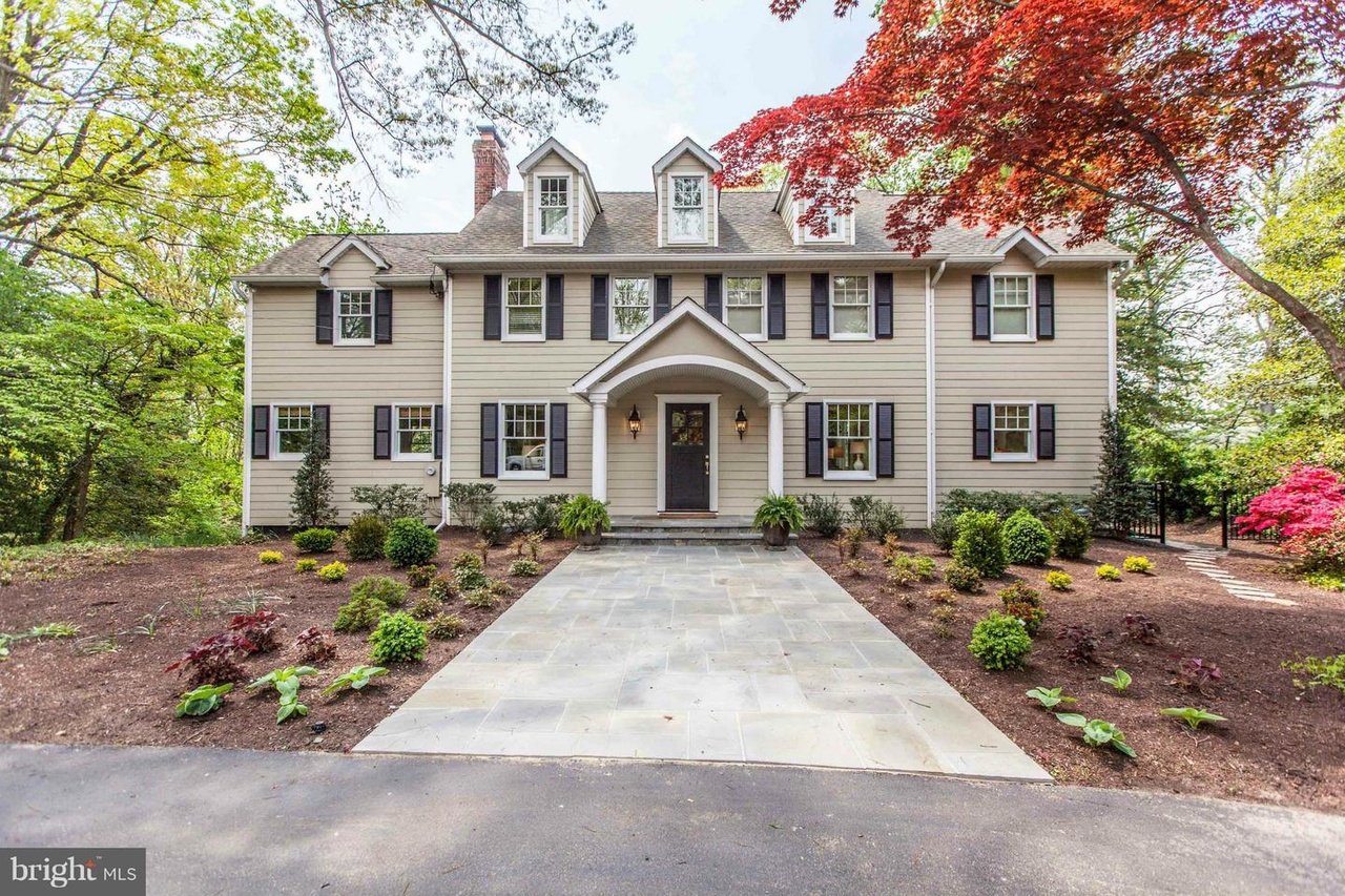 216 Old County Rd